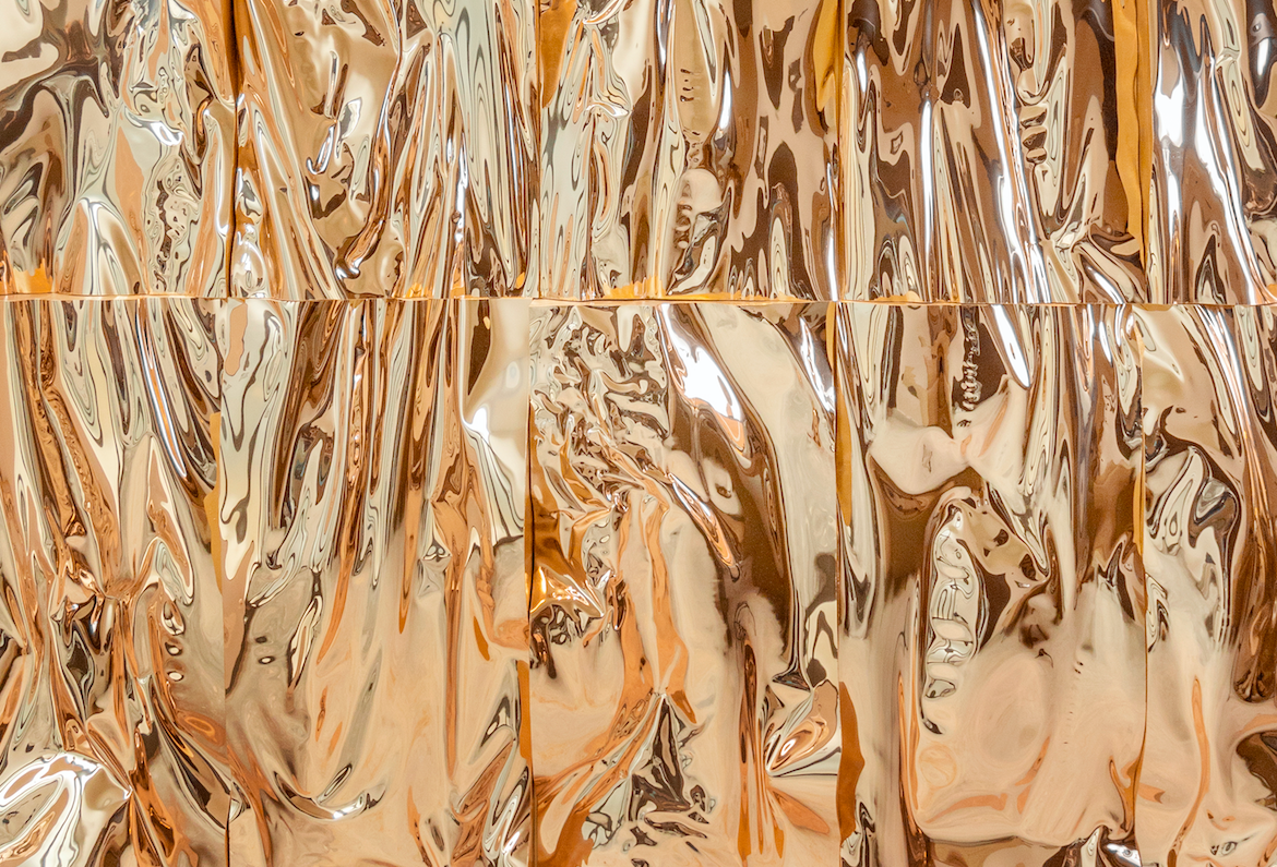 BASQUE LUXURY GOLDEN WALL, the new great work by Víctor Goikoetxea