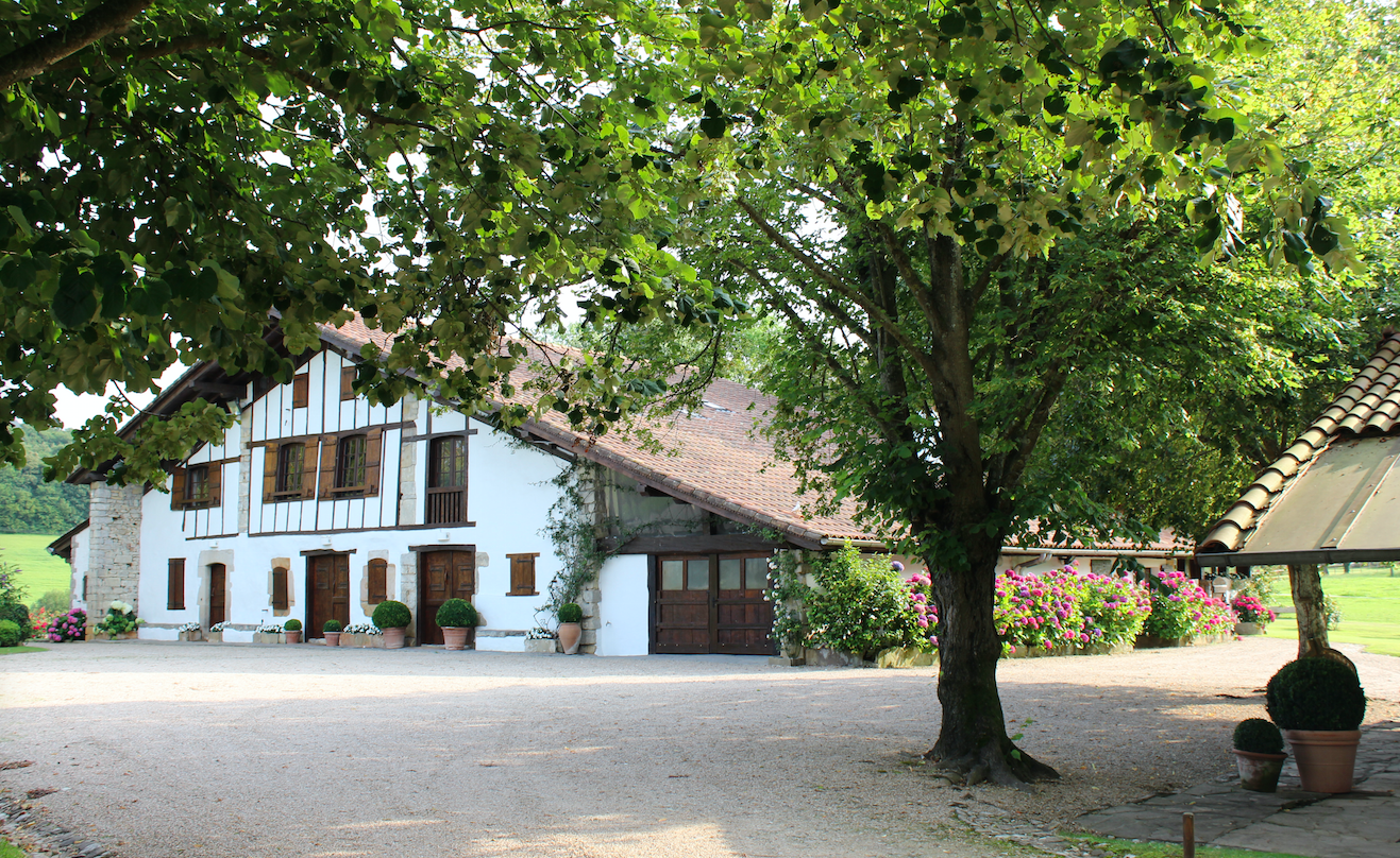 Machoenïa: the estate in the French Basque Country where couples from New York, Tokyo, and Singapore come to wed