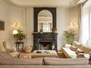 The Villa Soro Hotel provides us with the key aspects we need to hold a 21st-century company meeting in an aristocratic estate from the early twentieth-century