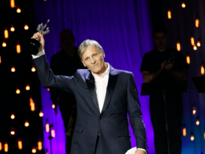 Viggo Mortensen recibe el Premio Donostia