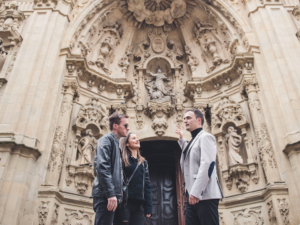 The Basque Government, Tripadvisor and Luxury Travel Awards reward the work of guide Aitor Delgado