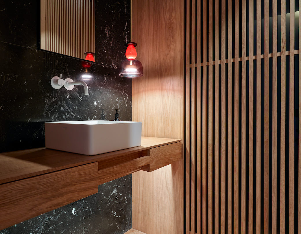 Industrial techniques, craftsmanship, and fine materials: we visit the homes created by Ana Tena