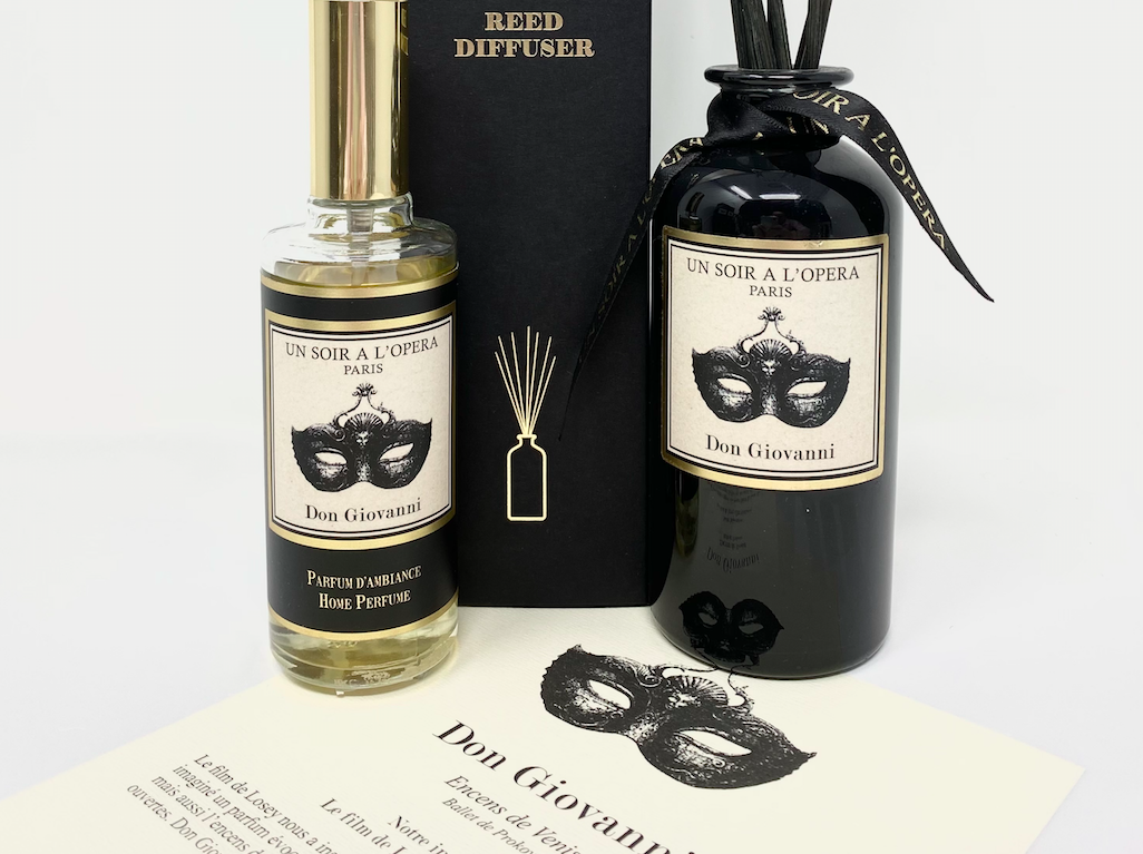 Aromas, complementos, bisutería artesanal y mucho más