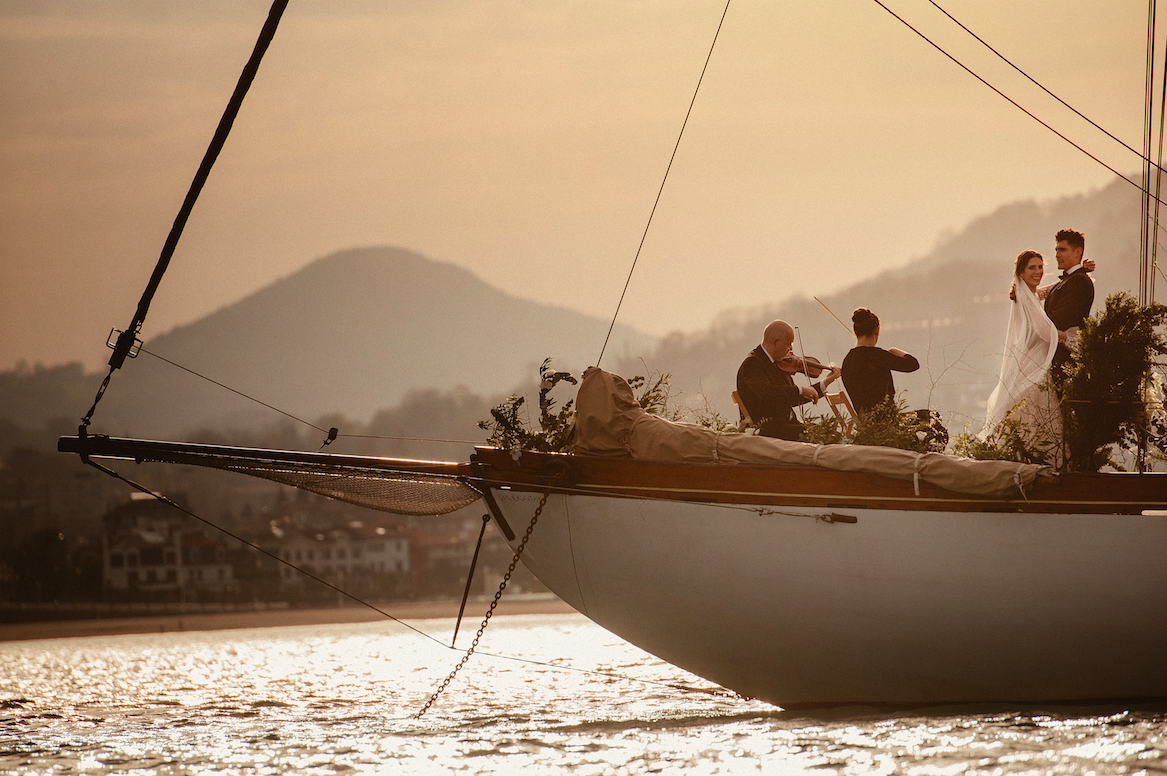 Sotto Voce: this is what weddings on a sailboat sound like