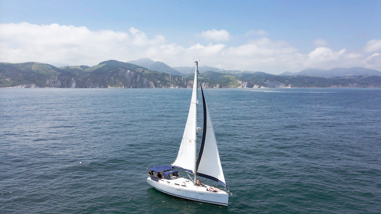 Nautical excursions along the Basque coast: the best plan for a good vacation