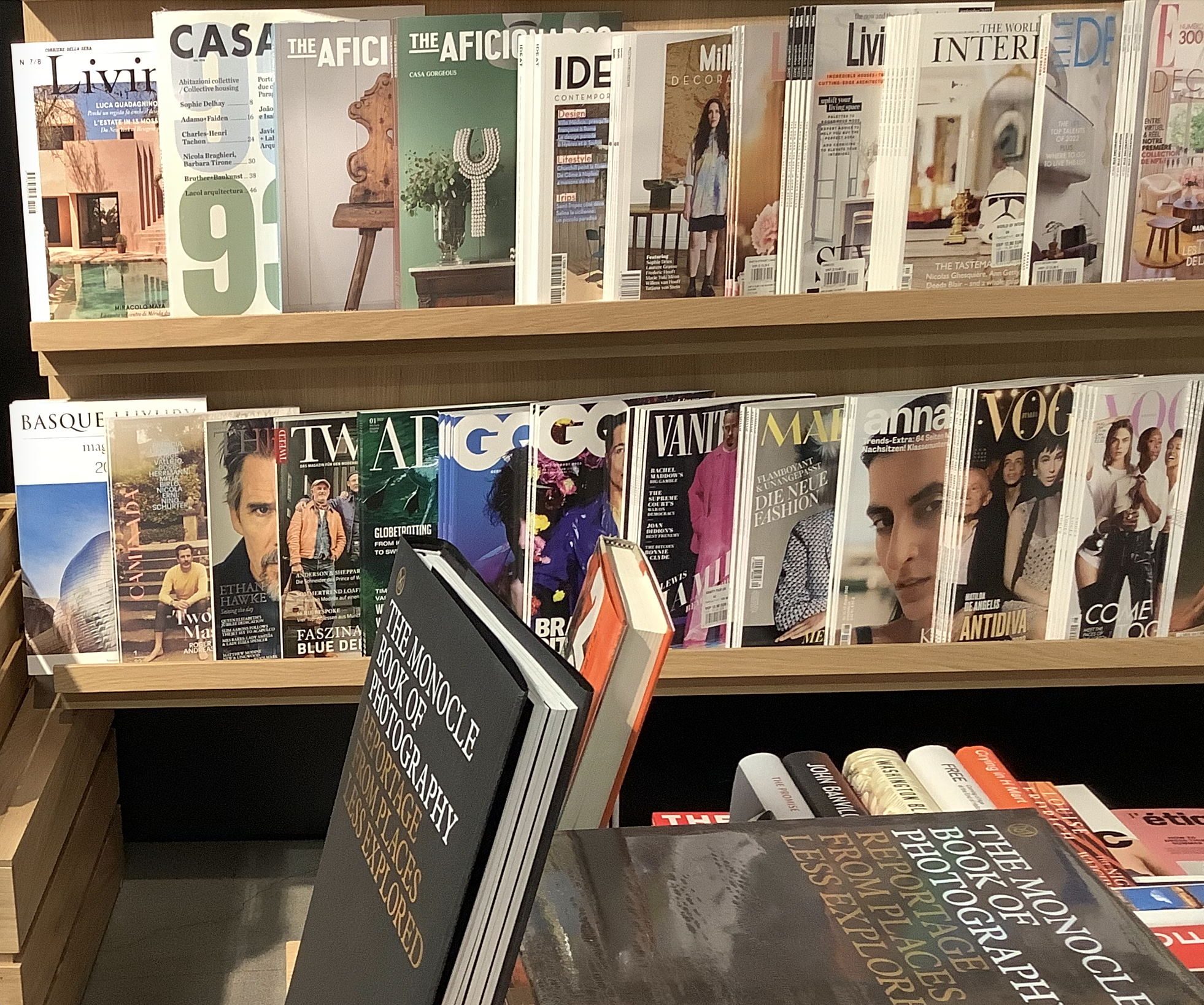 BASQUE LUXURY MAGAZINE abre dos nuevos puntos de venta en Suiza