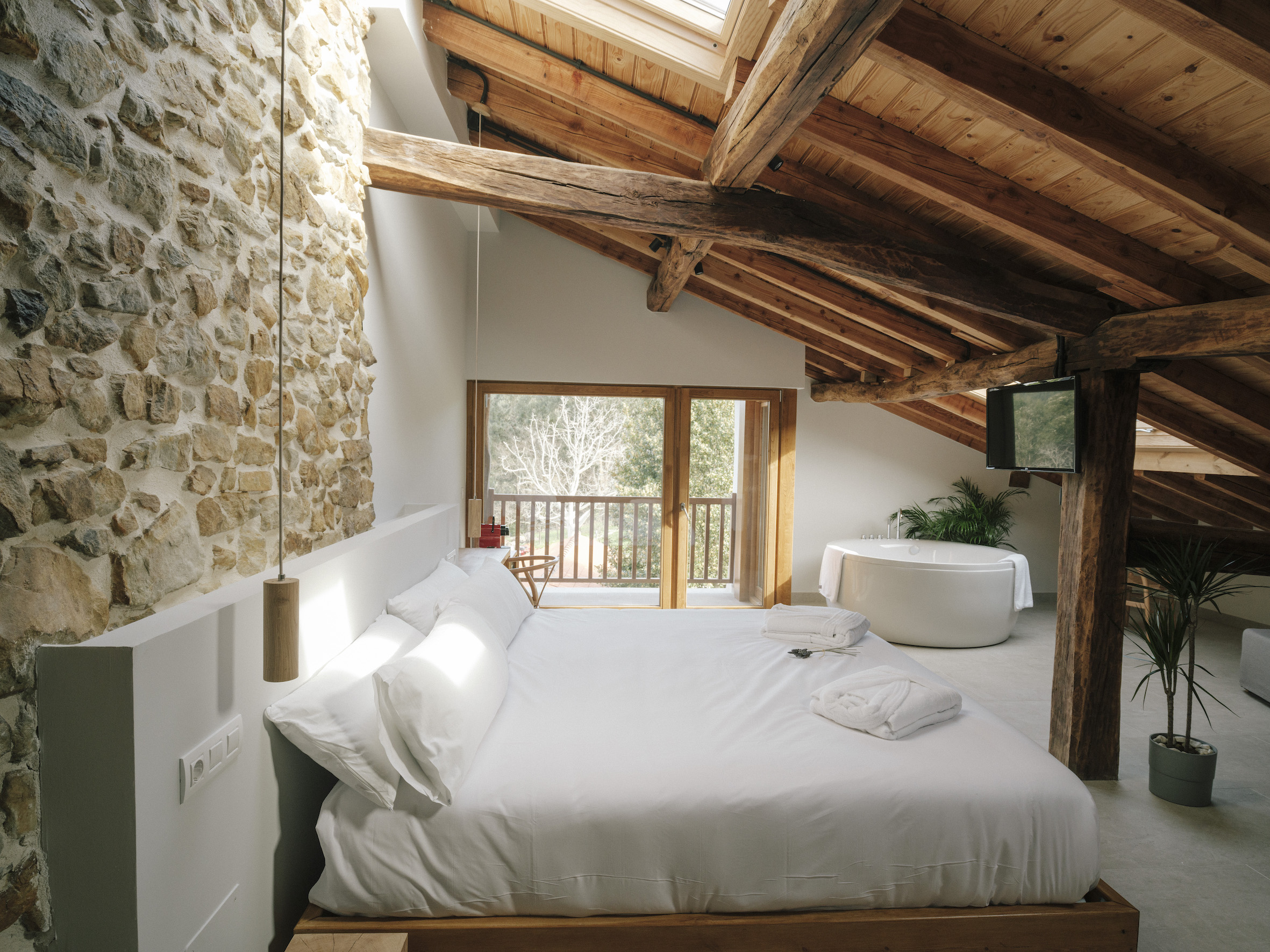 Nafarrola: un hotel sostenible en medio de la naturaleza para equilibrar cuerpo, mente y espíritu