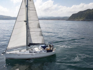 Spirit Experiences: rutas privadas en velero por la costa vasca para inspirarse y disfrutar