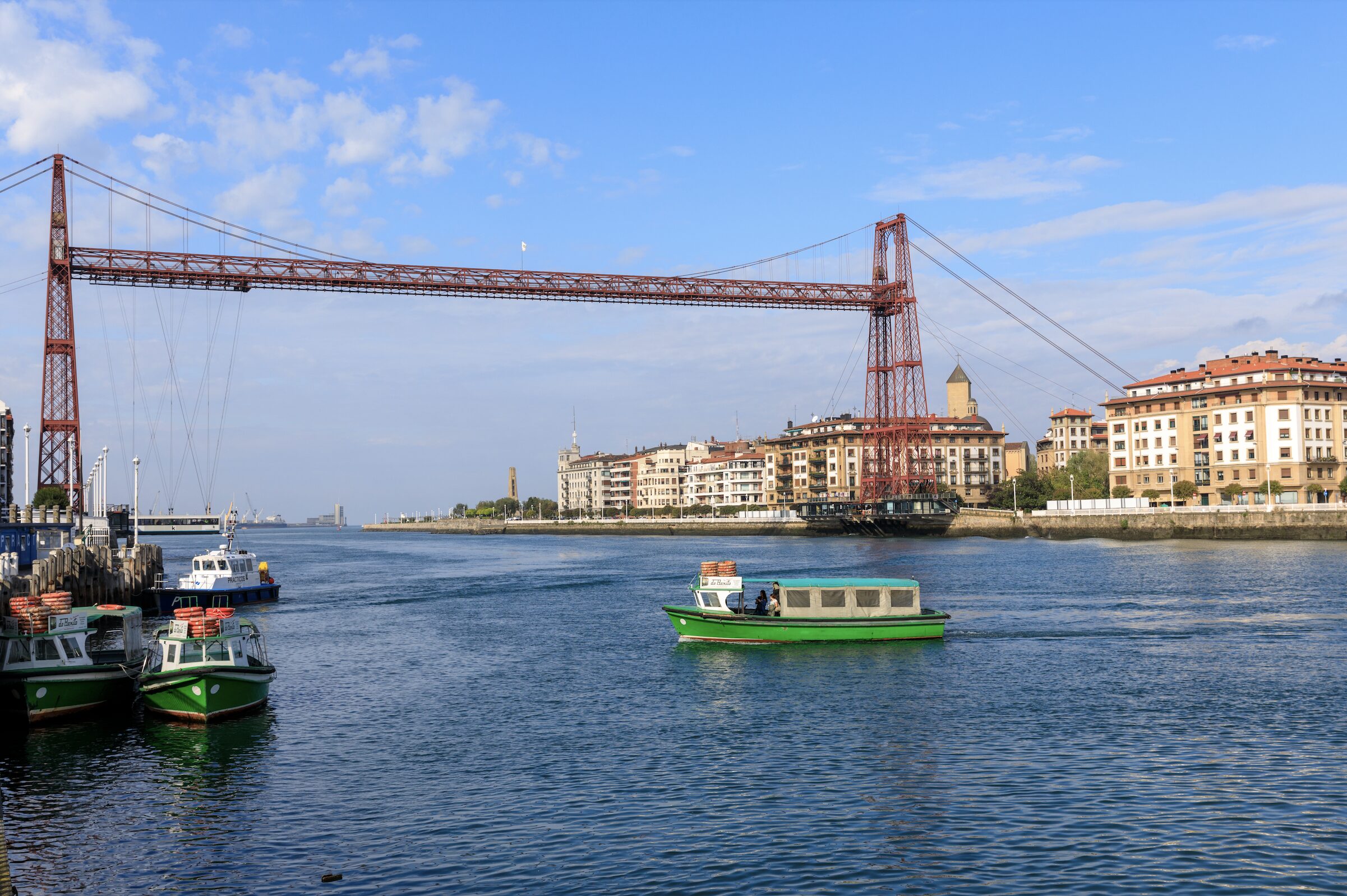 ¿Costa o interior? ¿Una escapada urbana o rural? Esta ruta de carretera descubre todo lo que el País Vasco tiene que ofrecer