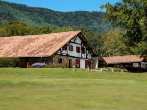 Jon Rahm, José María Olazabal y Adrián Otaegui nos revelan cuáles son sus campos de golf favoritos del País Vasco