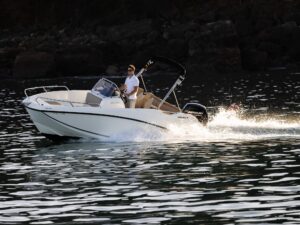 Kai Yachting: club de navegación, salidas programadas, excursiones personalizadas en yate y mucho más