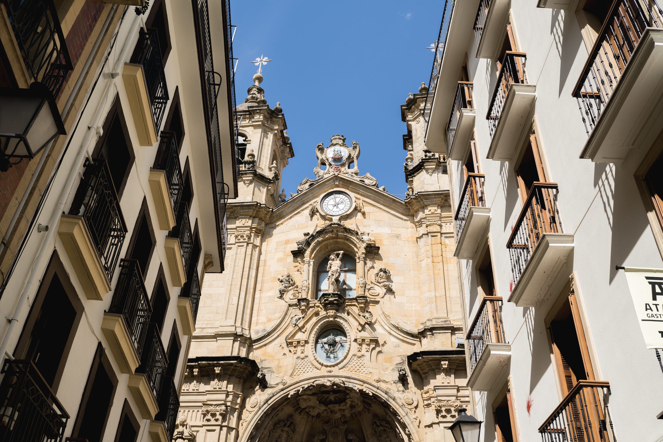 Local Experts Tours: twenty-five expert guides reveal the best kept secrets of the Basque Country