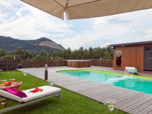 The Houses of Ea Astei: the accommodation option recommended by The Hemingway Society