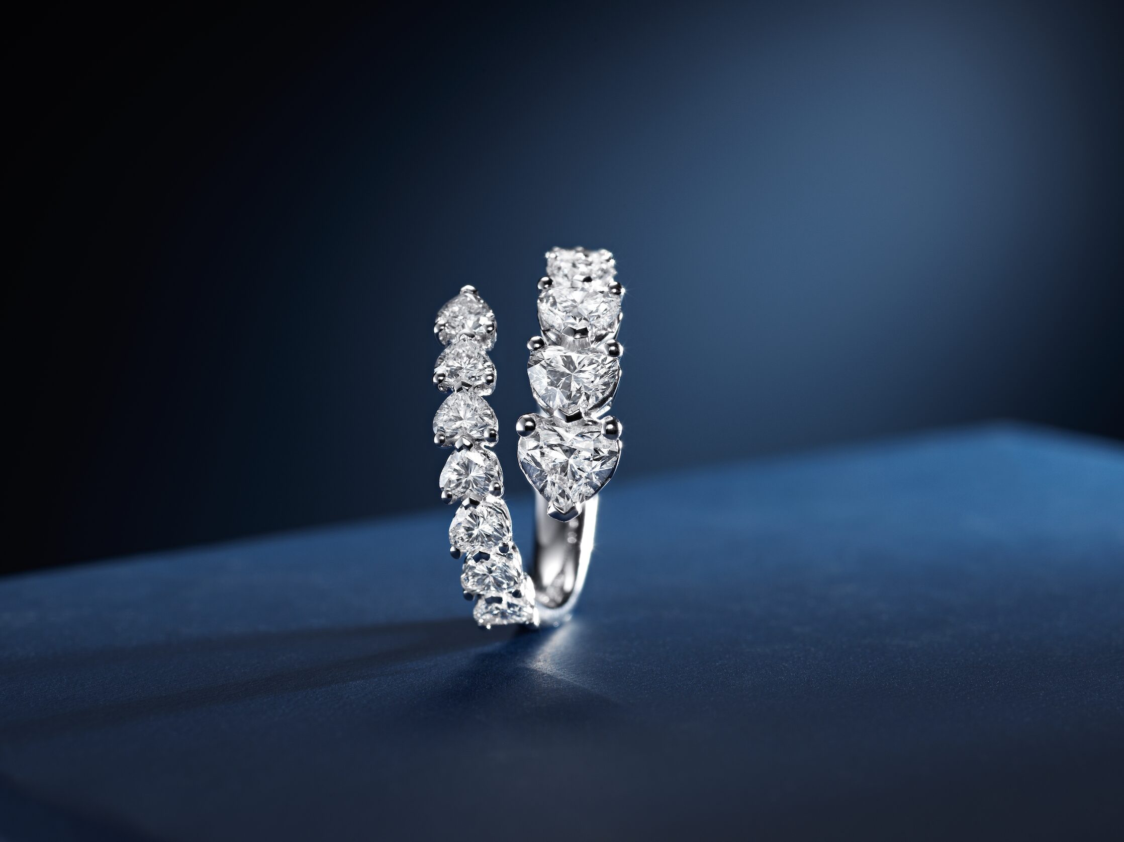 Irantzu: in this jewelry store, special occasions are celebrated with diamonds