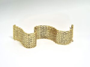 Casa Munoa: a family history of handcrafted jewelry dating back to 1935