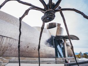 Aitor Delgado: el guía que les descubrirá los mayores tesoros artísticos y culturales del País Vasco