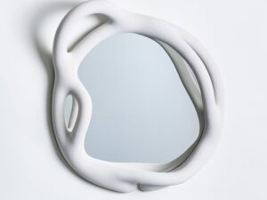 Sorgin Gallery: a must for design lovers and art enthusiasts to find modernist designer furniture, sculptures, and contemporary jewelry