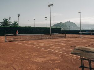 Real Club de Tenis de San Sebastián: así se entrena en el histórico centro deportivo ubicado junto al Cantábrico