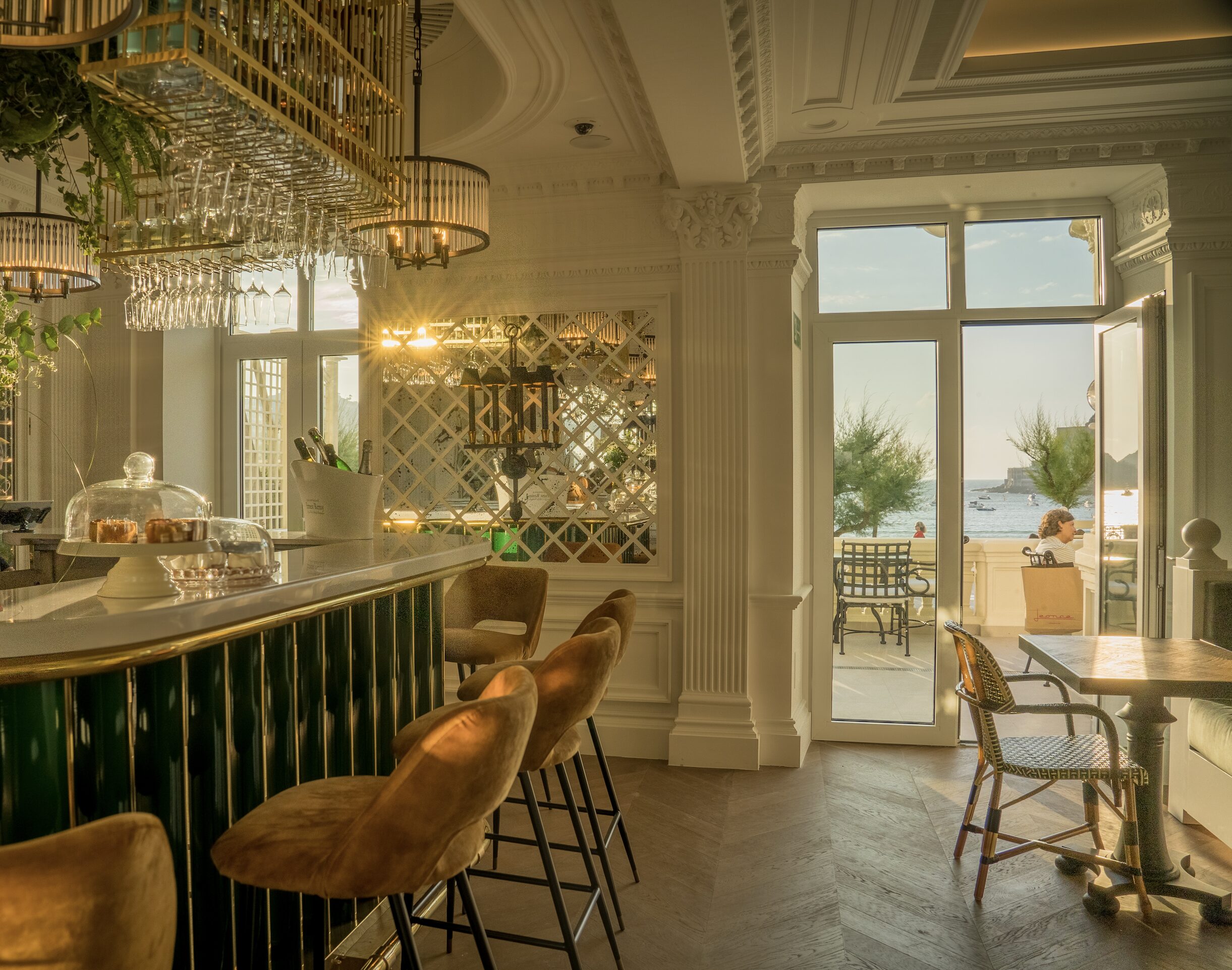 El Bar by Paulo Airaudo: el bar del hotel Villa Favorita sobresale como uno de los top bars del País Vasco