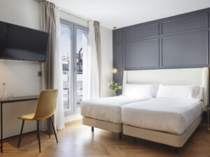 Arrizul: dos refugios serenos entre congresos y mareas