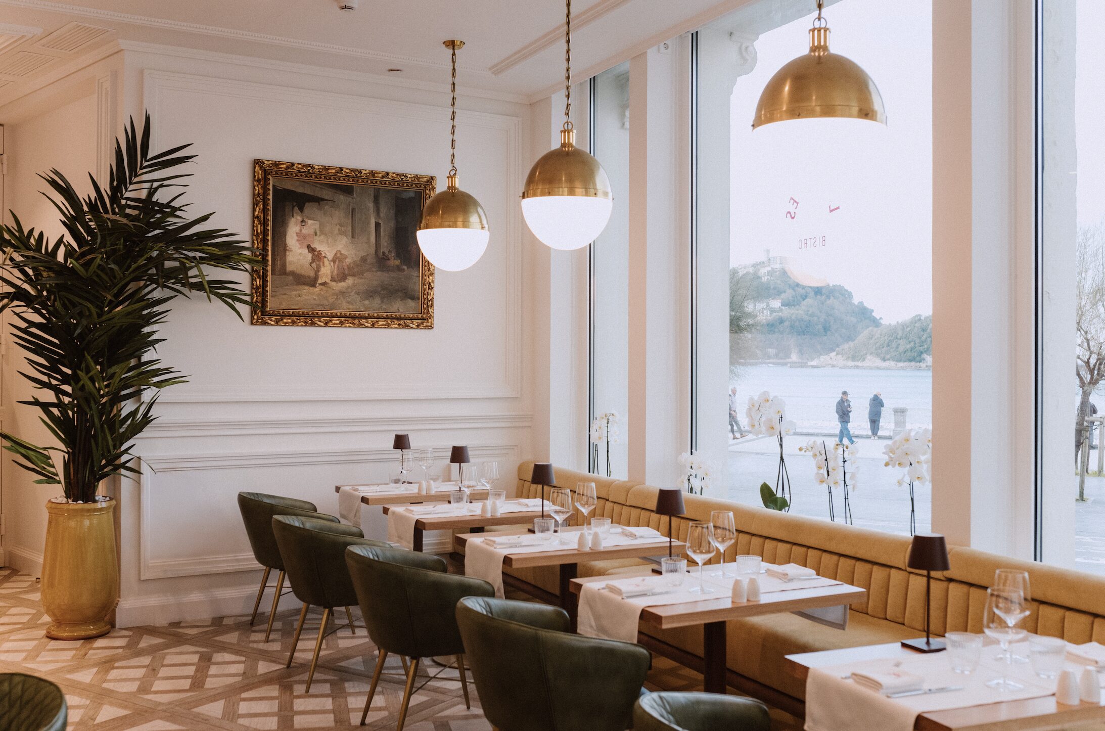 Bistró del Londres: The Elegance of a Reinvented Classic