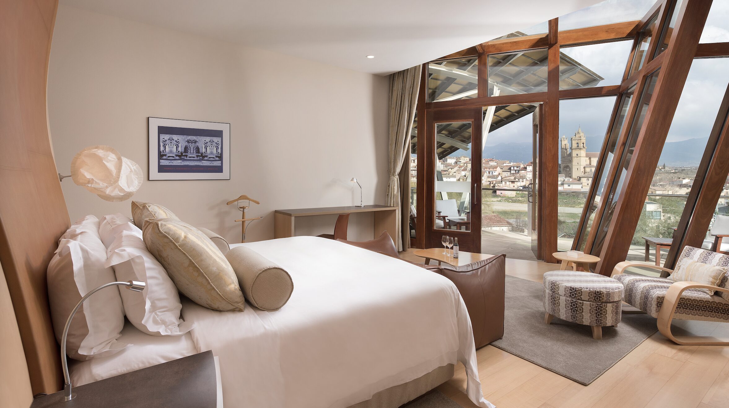 Hotel Marqués de Riscal: The Art of Experiencing Architecture