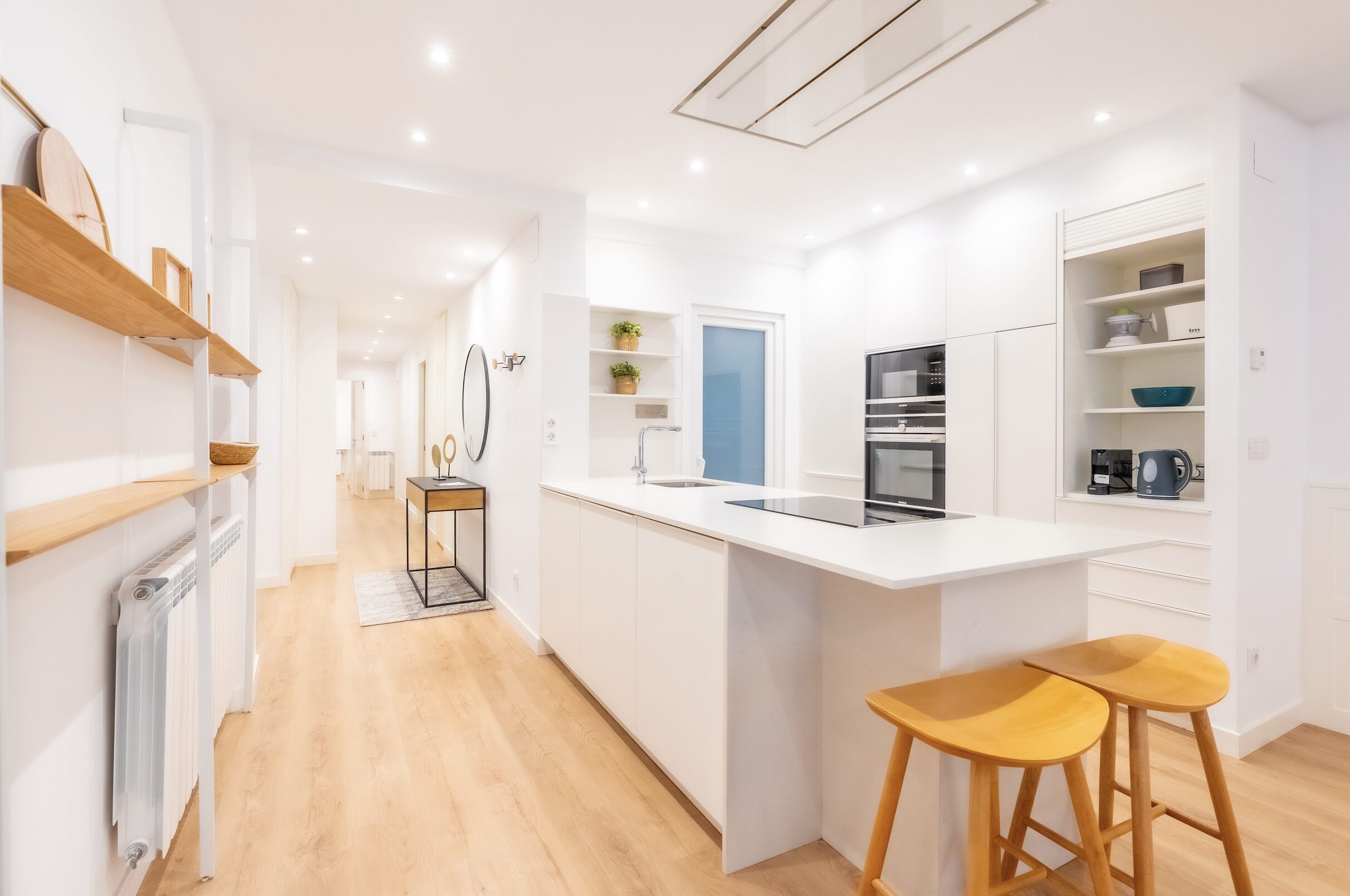 San Sebastián Housing: Ephemeral Residences for Inhabiting the City and Experiencing Urban Life